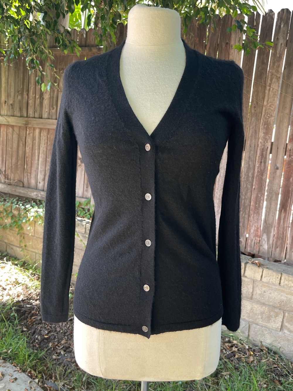 Aritzia Babaton 100% cashmere black cardigan sweater luxury minimalist career S